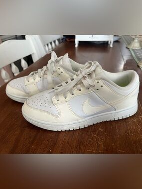 Nike Cream and White dunks size 7